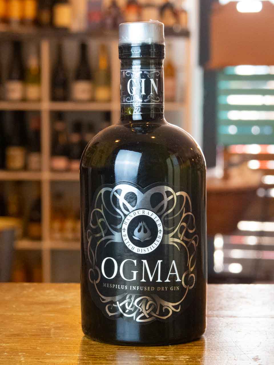 Ogma Gin mit Mispelwein