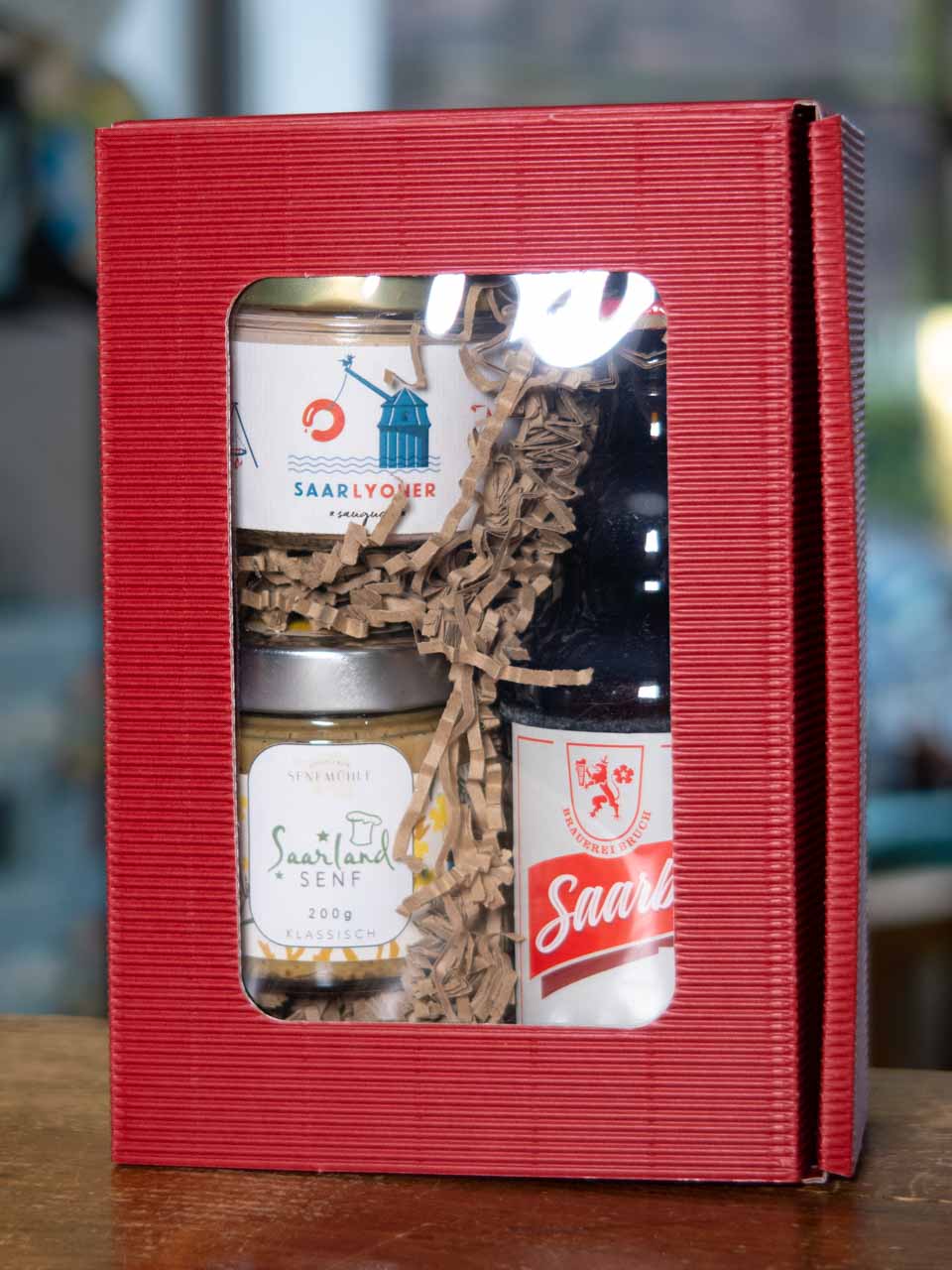 Wellpappe Geschenkbox klein mit Fenster bordeaux